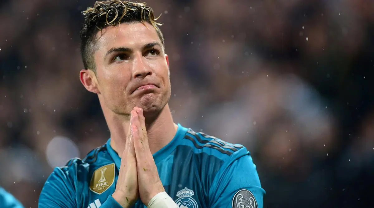 O Real Madrid recusou Cristiano Ronaldo em várias ocasiões, apesar da oferta do United de pagar grande parte de seu salário, relatórios sugerem