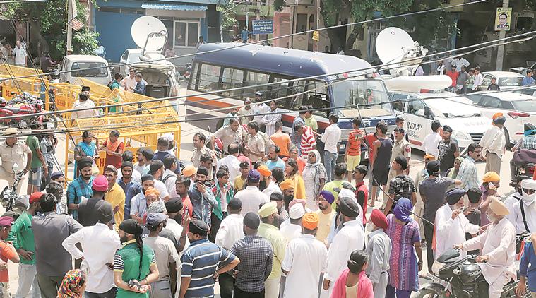 17-year-old girl hangs self: Sister says she wanted to provide for the family