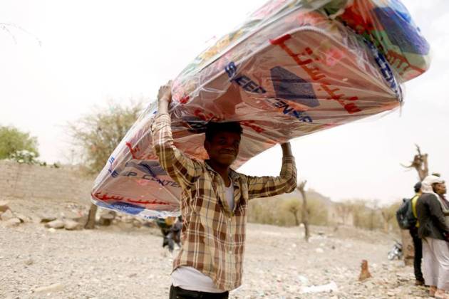 Displaced Yemenis struggle to survive
