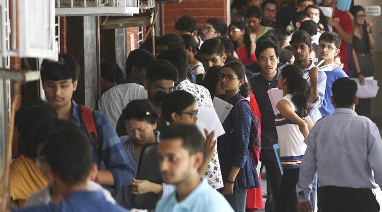 delhi university, ugc, du ugc norms, du admissions, du mphil seats, du phd seats