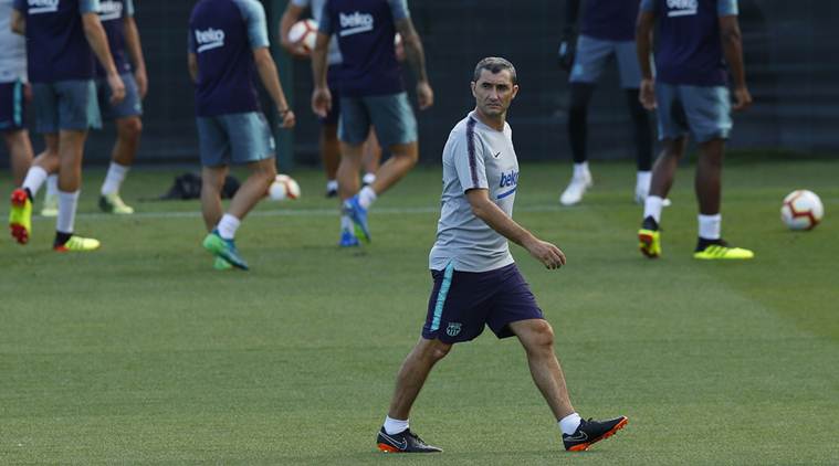 Malcolm must play his way onto team, says Barcelona’s Ernesto Valverde