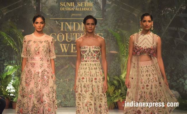 Indian Couture Week 2018, Indian Couture Week Rahul Mishra collection, ICW 2018, ICW rahul mishra collection, rahul mishra bridal couture, rahul mishra bridal outfits price, indian express, indian express news