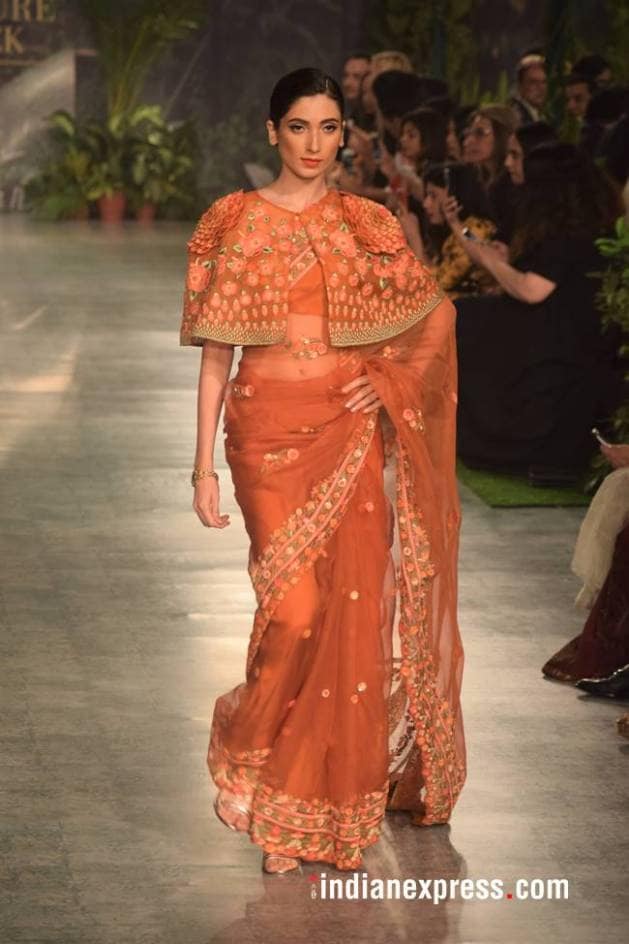 Indian Couture Week 2018, Indian Couture Week Rahul Mishra collection, ICW 2018, ICW rahul mishra collection, rahul mishra bridal couture, rahul mishra bridal outfits price, indian express, indian express news