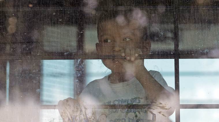 US federal agency says it lost track of 1,488 migrant children 