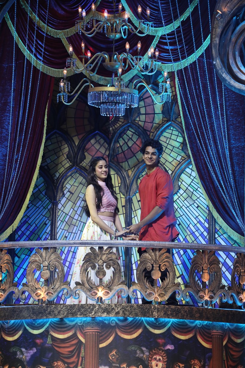 ishaan khatter and janhvi kapoor on indias dramebaaz