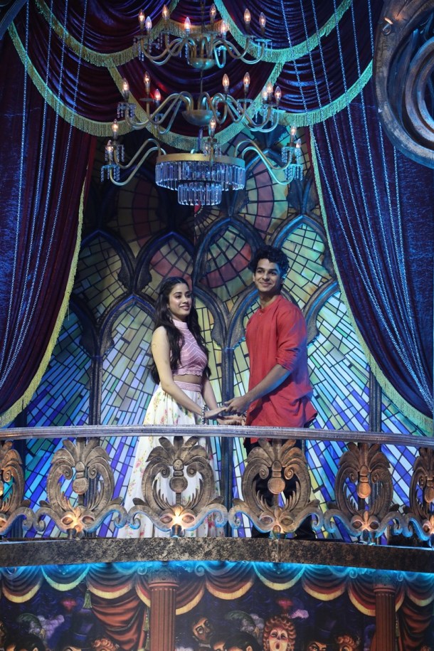 ishaan khatter and janhvi kapoor on indias dramebaaz