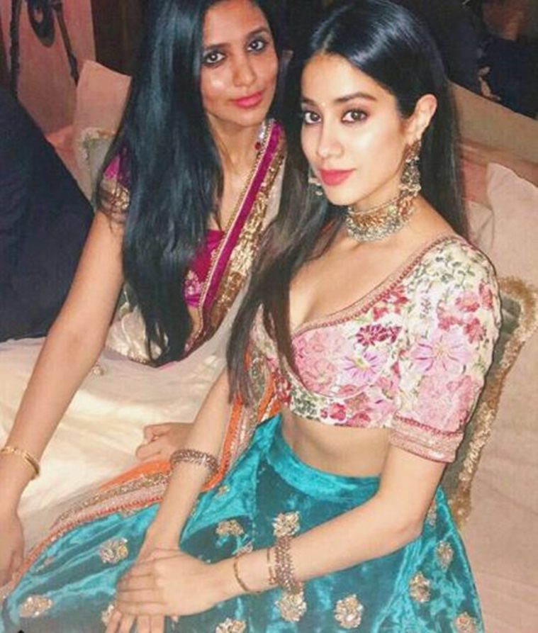 janhvi kapoor rare photos
