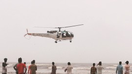 juhu drowning, Mumbai, Mumbai drowning, Juhu beach, youth drown at juhu beach, juhu beach tragedy, juhu beach mumbai, juhu beach drowning, indian express news