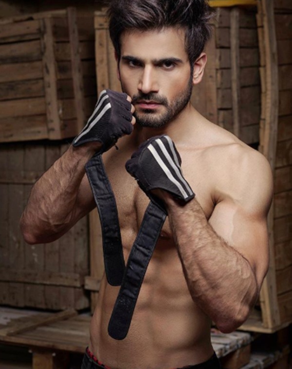 Karan Tacker