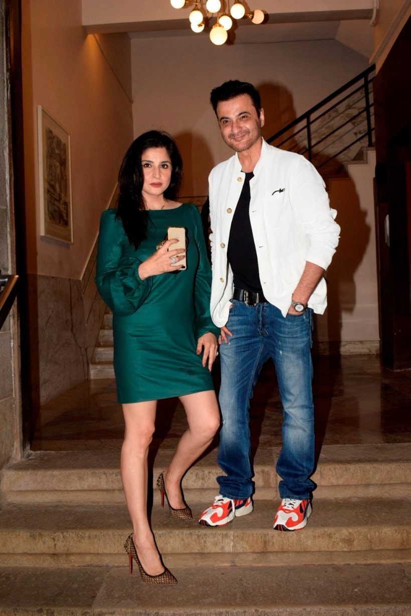 Sanjay Kapoor and wife Maheep Sandhu karwaan party