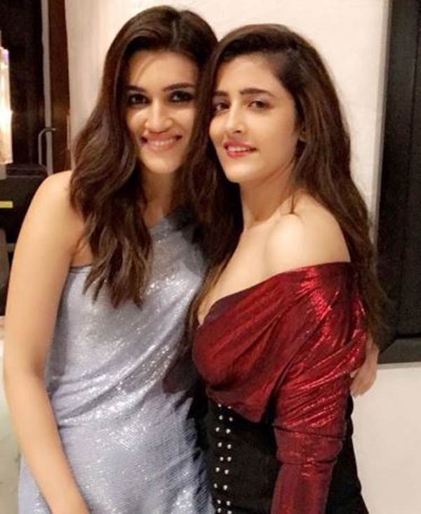 Kriti Sanon Shares ‘special Moments From Her Birthday Celebration