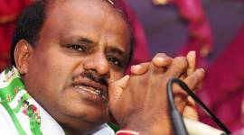 Karnataka CM H D Kumaraswamy at hisparty function kumaraswamy, h d kumaraswamy, yeddyurappa, karanataka, drought, farm loan wiver, farm crisis, indian express