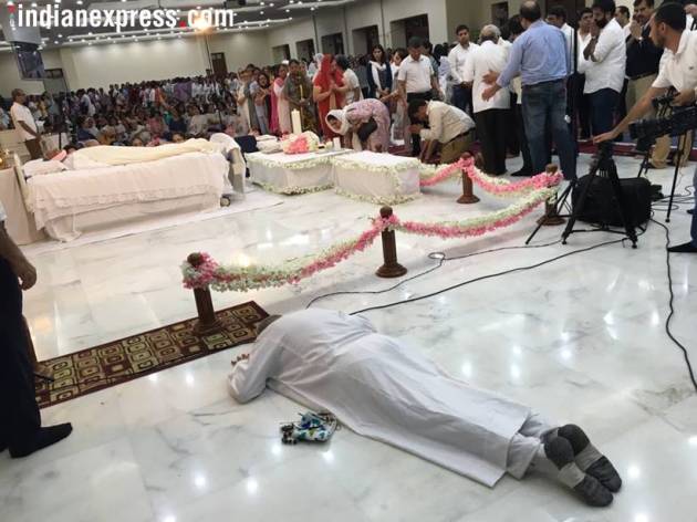 Widely followed spiritual leader Dada Vaswani passes away at 99