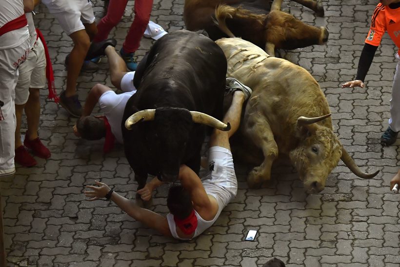 Spain's annual bull racing festival kicks off amid heavy rain