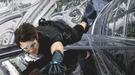 mission impossible franchise tom cruise stunts