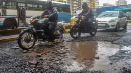 mumbai pothole death, mumbai potholes, Bhiwandi-Wada road, mumbai news, indian express