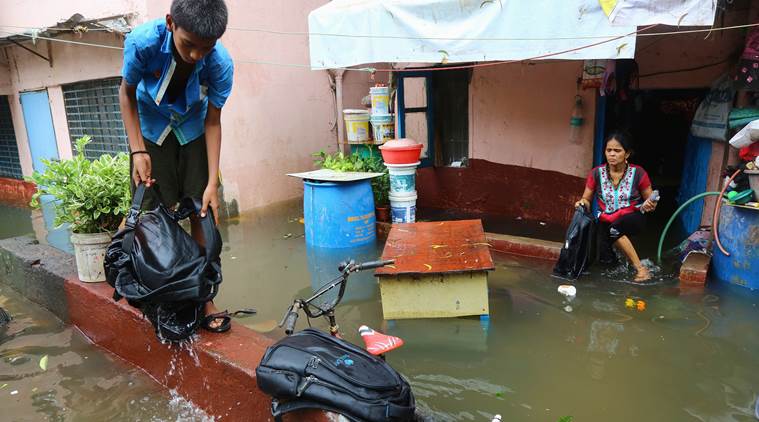 Day after in Vasai: water in homes, supplies run dry