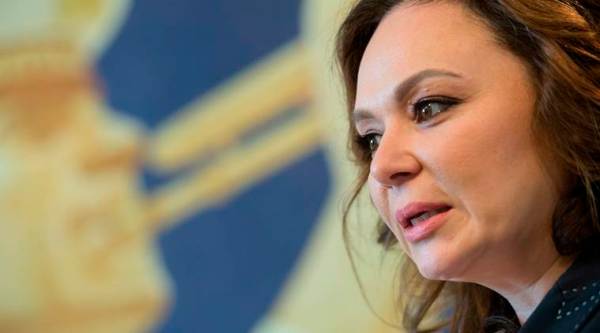 Emails: Lawyer who met Trump Jr tied to Russian officials