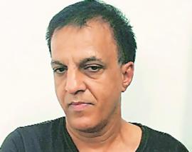 Man arrested for stealing axe replica from National Museum