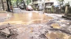 Mumbai: FaceBook page uses sarcasm to draw attention towards potholes, invites entries for photo contest