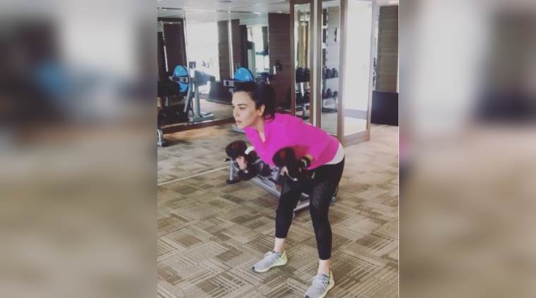 preity zinta, preity zinta work out video, preity zinta work out, indian express, indian express news