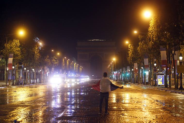 French police clash with unruly fans, clear Champs Elysees