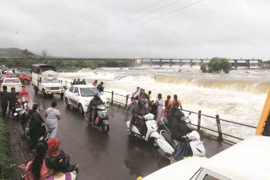 Khadakwasla dam, amusement park, Maharashtra government, Pune news, Indian express news