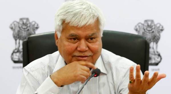 TRAI chairman tweets Aadhaar number, with a challenge