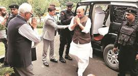 jammu kashmir governor rule, rajnath singh in kashmir, rajnath reviews valley security, rajnath singh jammu kashmir, union home minister, rajnath meets J&K governor