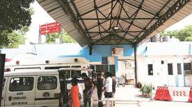 delhi school students hospitalised, delhi school food poisoning, delhi kalyanpuri school, delhi school mid-day meal, delhi news