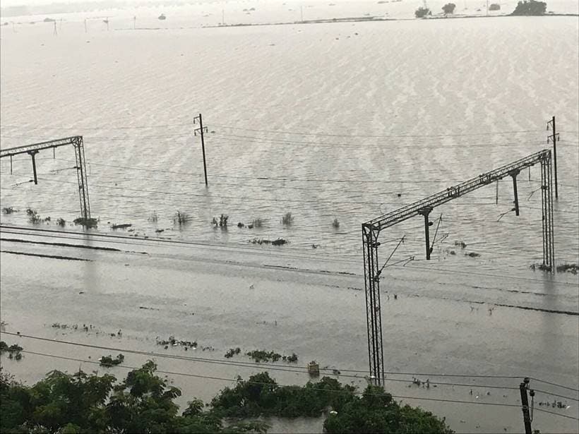 Heavy rains continue to lash Mumbai