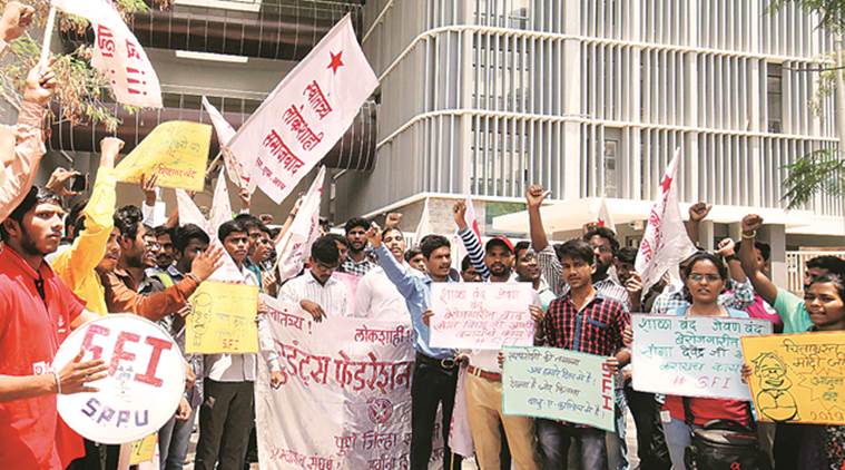 pune: Police action scuttles long march of tribal students, they are sent home