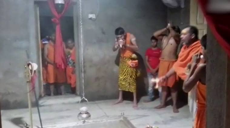 Tej Pratap Yadav, Tej Pratap Yadav lord shiva, Tej Pratap Yadav dressed as shiva, shiva dance, Tej Pratap Yadav krishna, indian express, indian express news