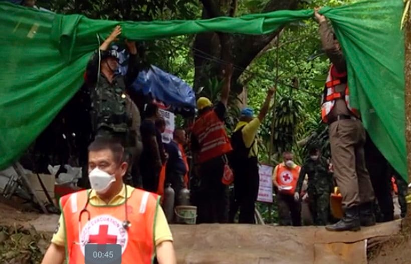 Four rescued from Thailand cave as mission to save soccer team continues