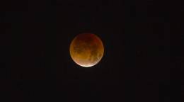 Lunar Eclipse 2018 Highlights: Blood moon dazzles skywatchers, rises over world