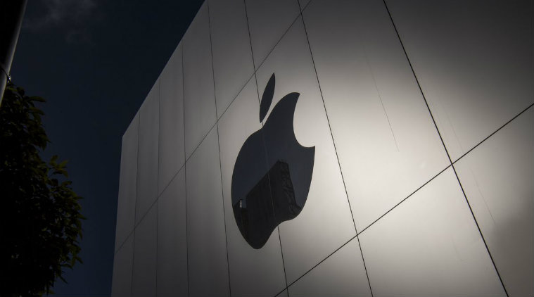 Nellis, Technology, Apple Inc., Economy of the United States, Business, Nellis Tavern, augmented reality hardware, Longmont, magic leap, Tim Cook, CEO, Apple Inc, Greg Mitchell, iPhone, facial recognition, mass manufacturing, technology