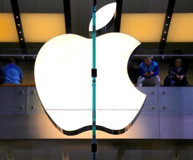 Apple, Apple iPhone 9, iPhone 9 live images, iPhone 9 images, iPhone 9 rear camera, iPhone 9 leaked, Apple iPhone 6.1-inch LCD