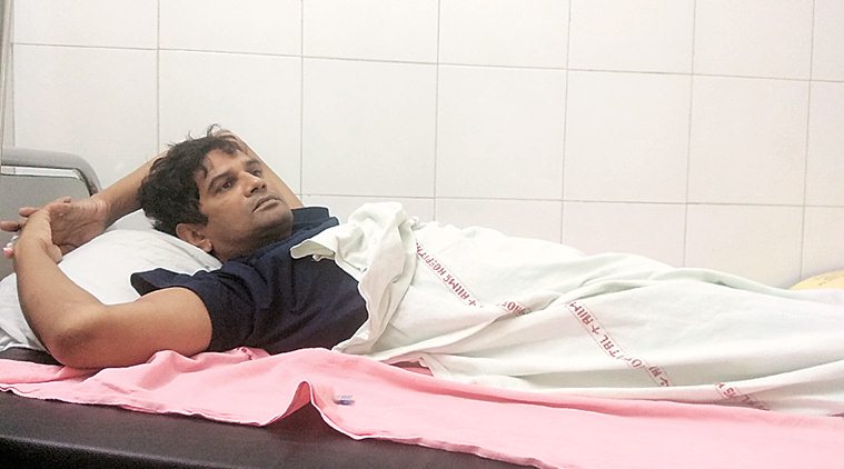 atal bihari vajpayee, atal bihari vajpayee death, Bihar proffesor assaulted, mahatma gandhi central university, professor assaulted over vajpayee post, patna medical college and hospital, bihar news