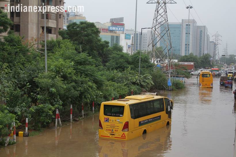 Heavy rains cause waterlogging, disrupt transport in Gurgaon