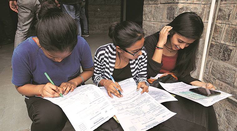 du 10th cut-off 2018, du admission, du.ac.in, du, delhi university, du cut off, du admission documents