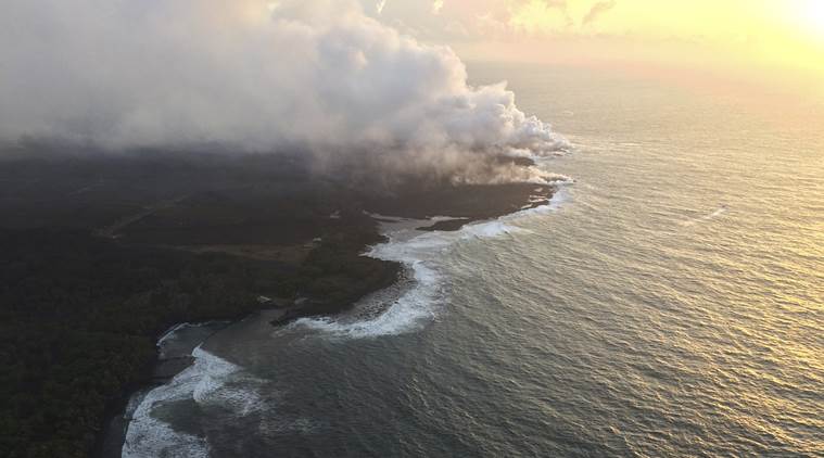 Hector vs Kilauea: Hurricane on track to skirt past Hawaii’s erupting ...