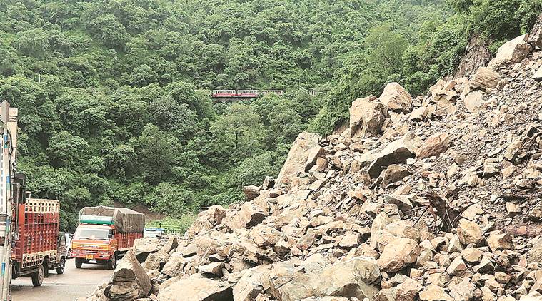 Landslides disrupt rail and road traffic between Chandigarh and Shimla