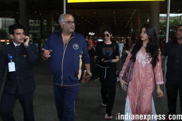 janhvi kapoor in mumbai