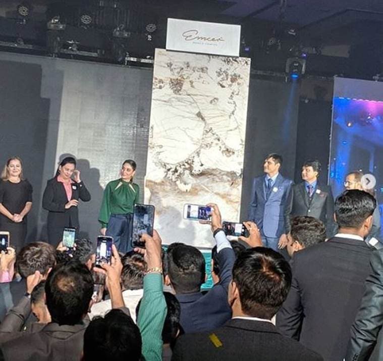 kareena kapoor at launch