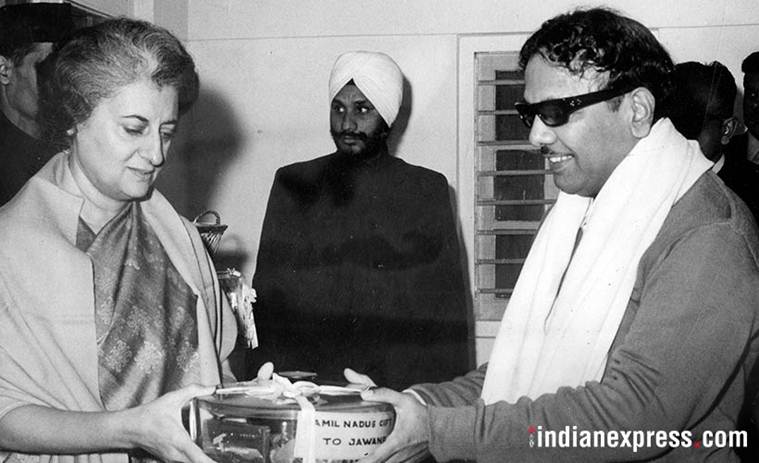 karunanodhi, karunanidhi death, karunanidhi burial, Karunanidhi politics, Karunanidhi lalu prasad yadav, ram vilas paswan, Mulayam Singh Yadav, india news, indian express
