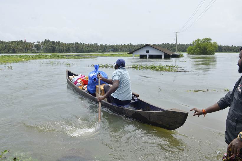 Kerala Battles Worst Flood In 100 Years, Massive Rescue Operations ...