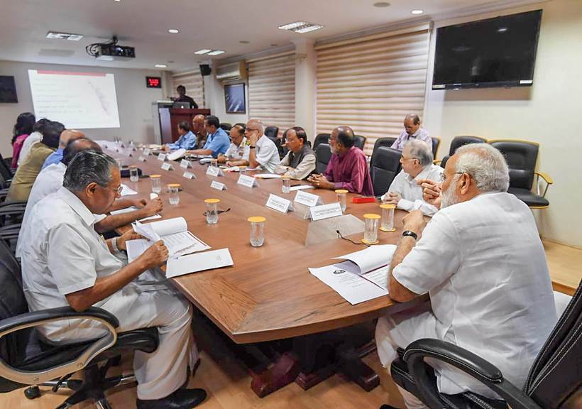 Kerala floods, Kerala floods pictures, Kerala pictures, Kerala news, Kerala rains, Narendra Modi in Kerala, Modi in Kerala, Chengannur, Ernakulam, Aluva, Wayanad, Kerala rains and floods, Kerala rescue, Pinarayi Vijayan, idukki, Indian Express, Latest news