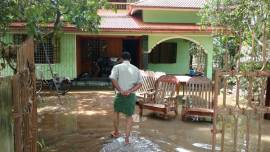 sodium polyacrylate, disinfectant, flood, kerala, clean house, super absorbent polymer, bleach, chlorine, indian express, indian express news