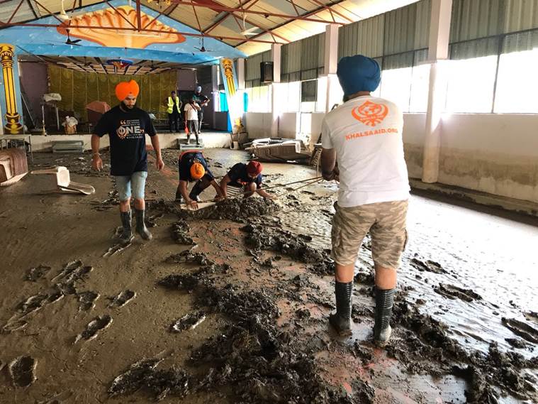 Kerala Floods: After church, Sikh volunteers take on temple cleaning on priest’s request