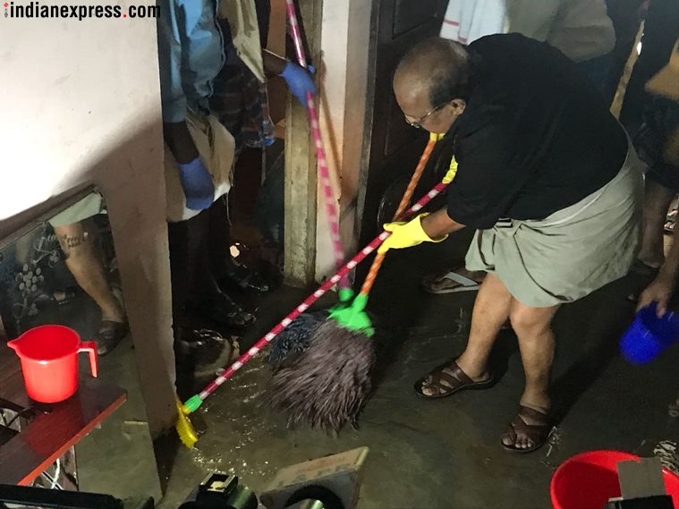 Thousands of volunteers flow into Kuttanad for massive clean-up